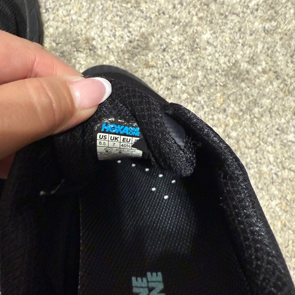 Hoka sneakers - Picture 5 of 5